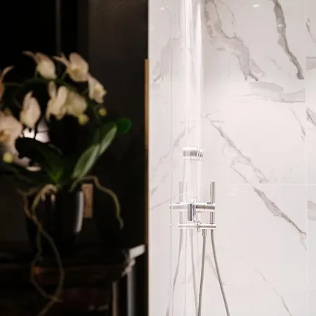 Vitrum - Luxury Como