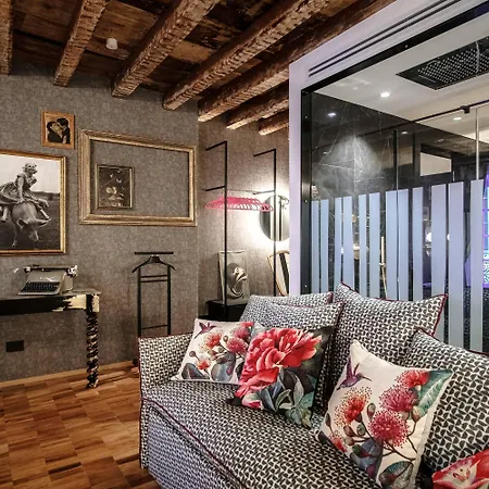 게스트하우스 Vitrum - Luxury 4*