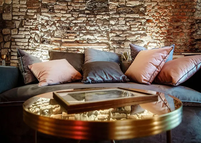 Vitrum - Luxury Gasthuis Como